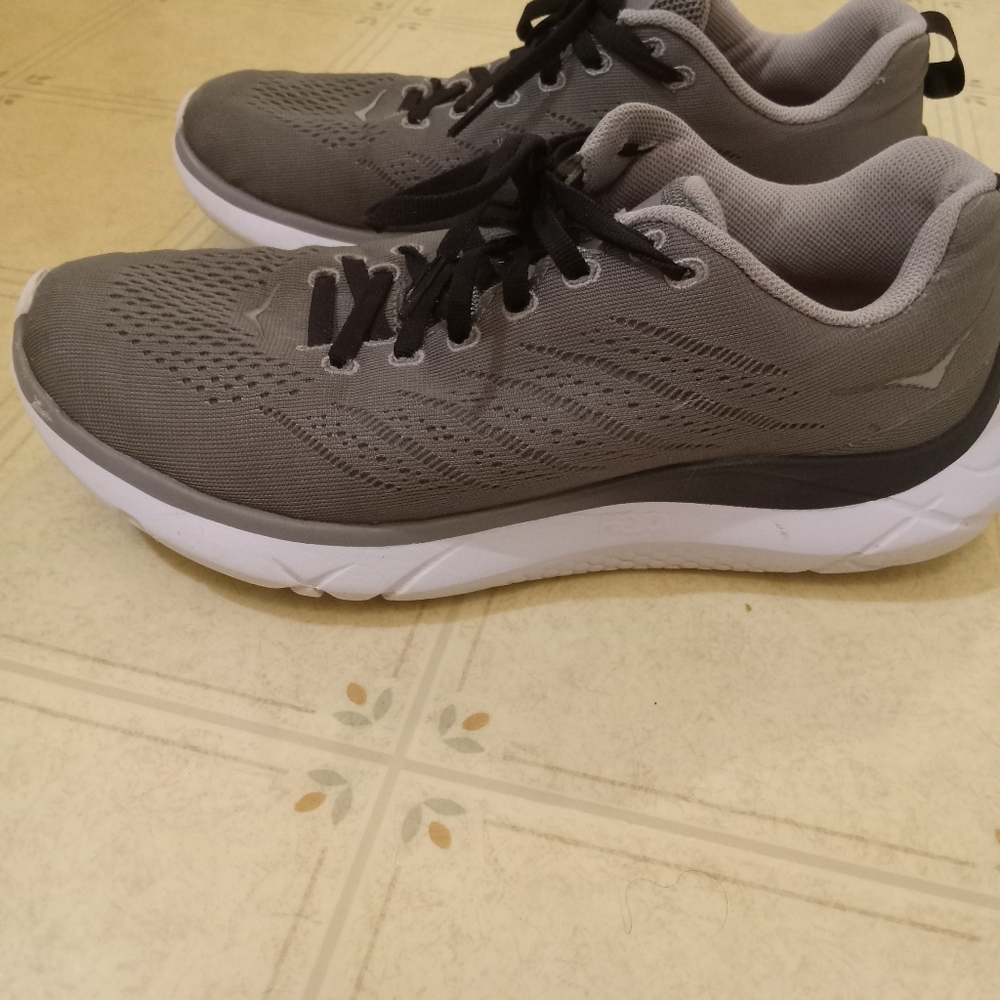 Hoka running shoes size 8